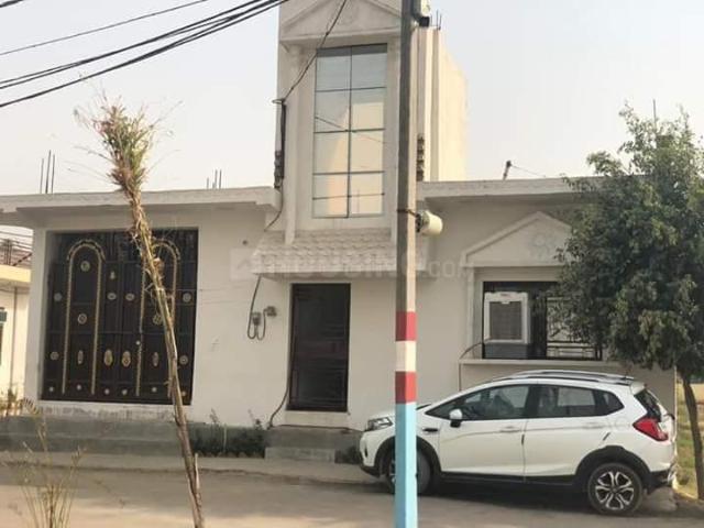 Land for sale in Greater Noida - Delhi, Arunachal Pradesh