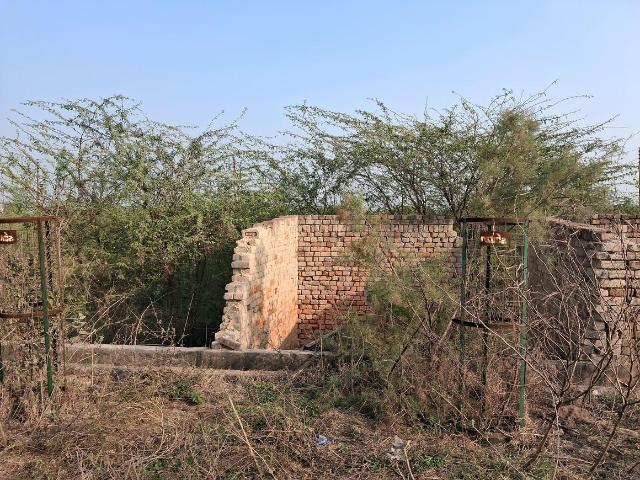 Land for sale in Greater Noida - Delhi, Arunachal Pradesh