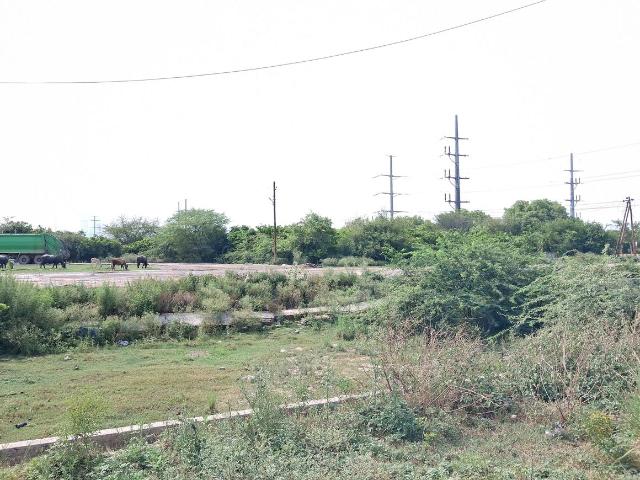 Land for sale in Greater Noida - Delhi, Arunachal Pradesh