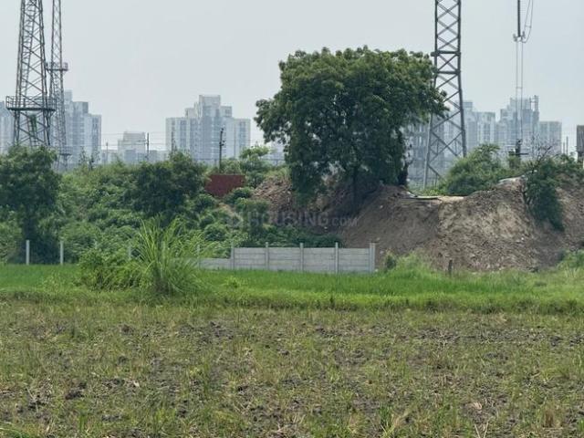 Land for sale in Greater Noida - Delhi, Arunachal Pradesh