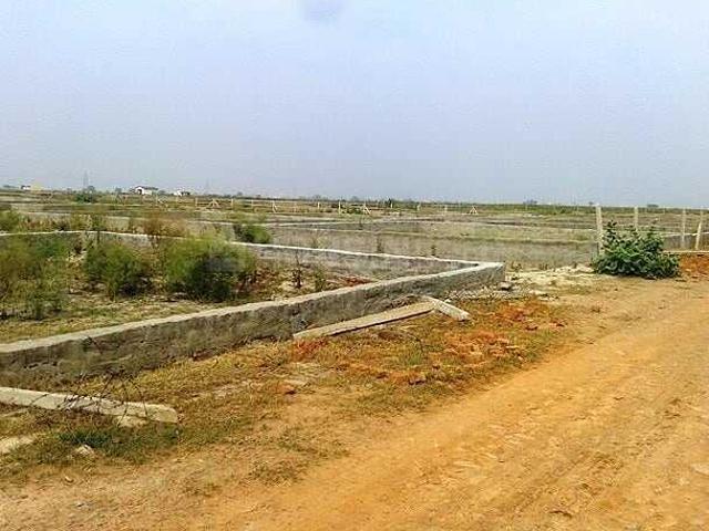 Land for sale in Greater Noida - Delhi, Arunachal Pradesh