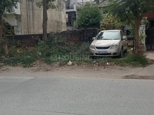 Land for sale in Hariana