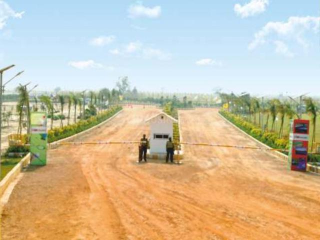 Land for sale in Greater Noida - Delhi, Arunachal Pradesh