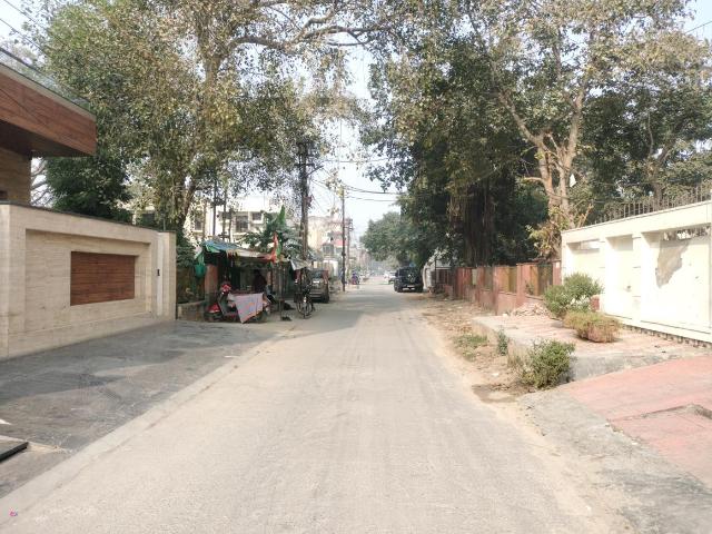 Land for sale in Hariana
