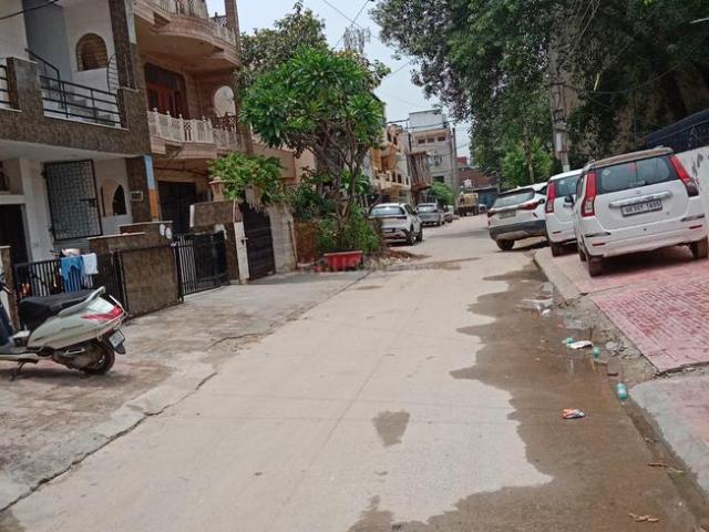 Land for sale in Hariana