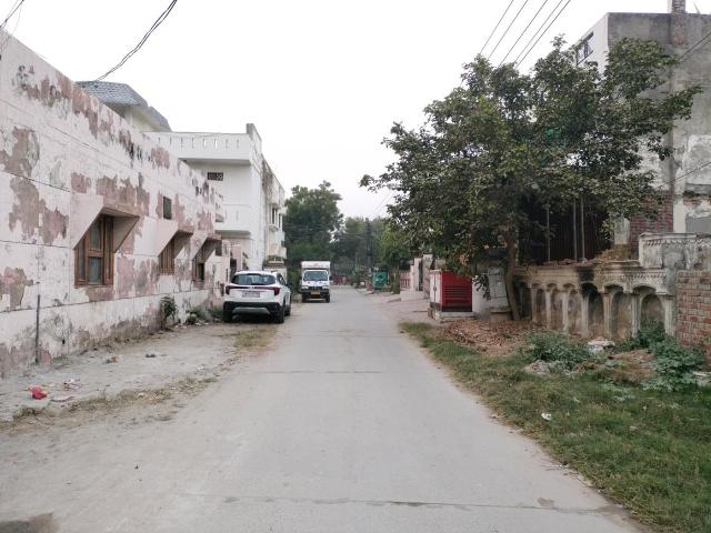 Land for sale in Hariana