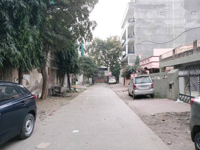 Land for sale in Hariana