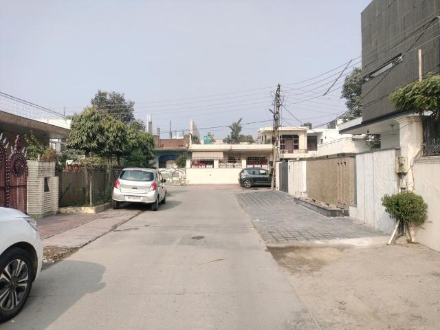 Land for sale in Hariana