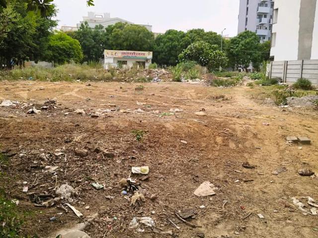 Land for sale in Hariana