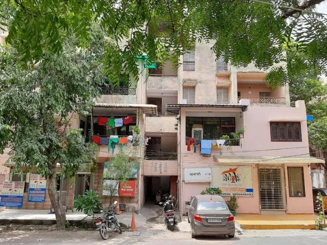 Land for sale in South West Delhi, Deri