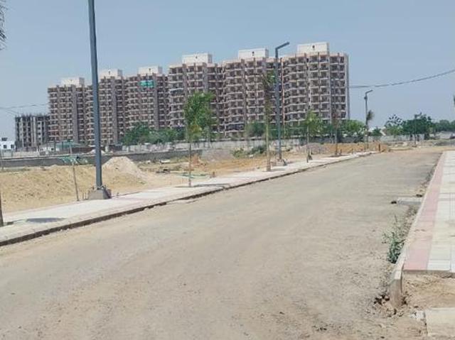 Land for sale in Hariana