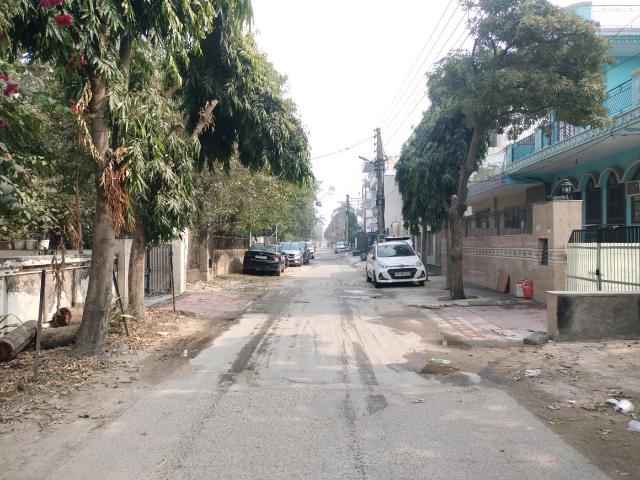 Land for sale in Hariana