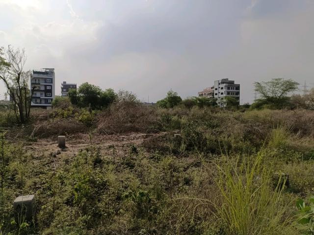 Land for sale in North Delhi, Deri
