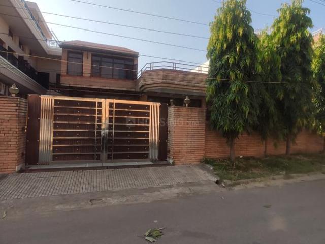 Land for sale in Hariana