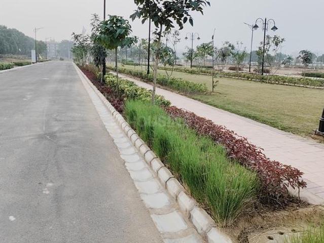 Land for sale in Hariana