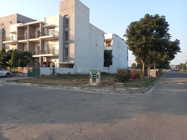 Land for sale in Hariana