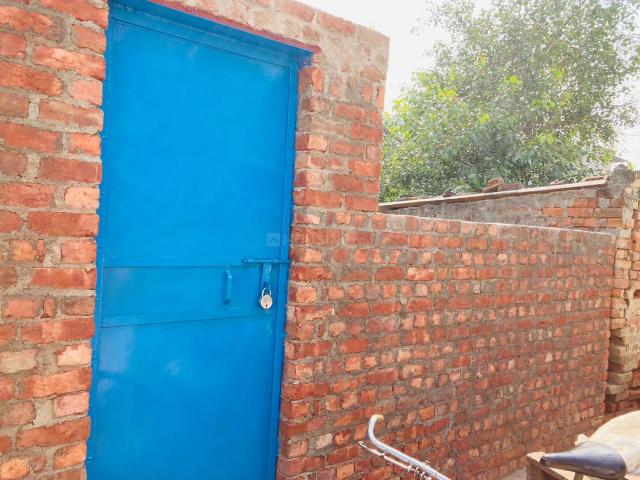 Land for sale in North West Delhi, Deri