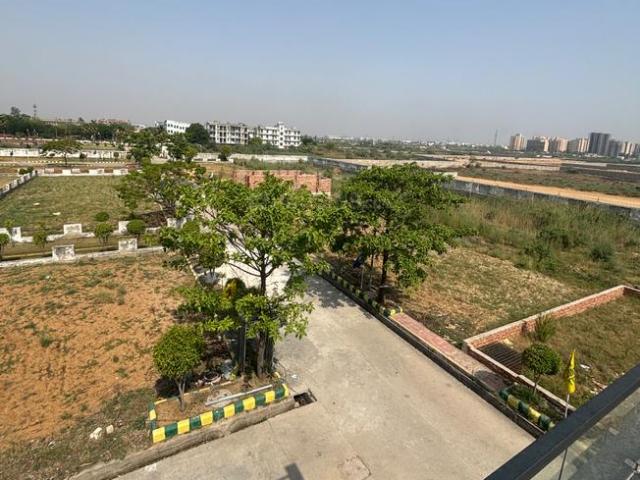 Land for sale in Hariana