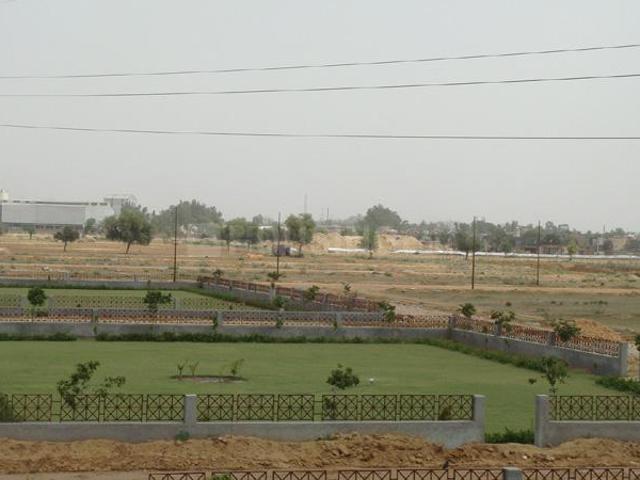 Land for sale in Hariana