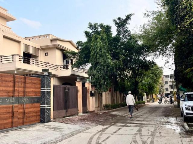Land for sale in Hariana