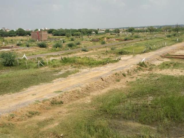 Land for sale in Hariana