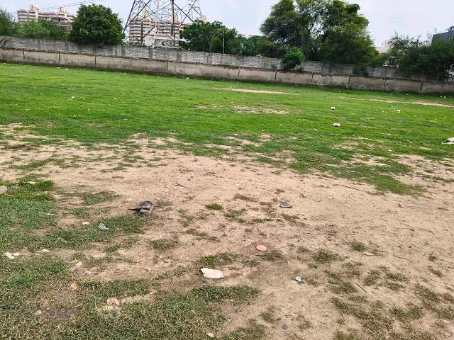 Land for sale in Hariana