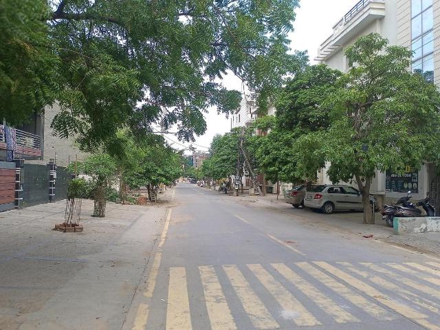 Land for sale in Hariana