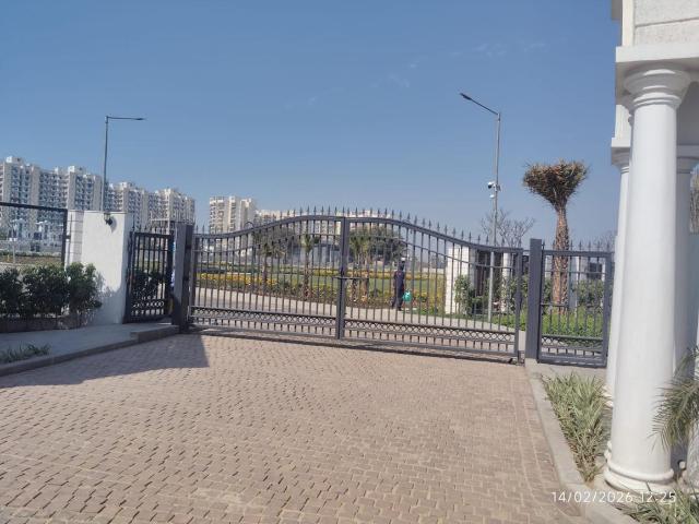 Land for sale in Hariana
