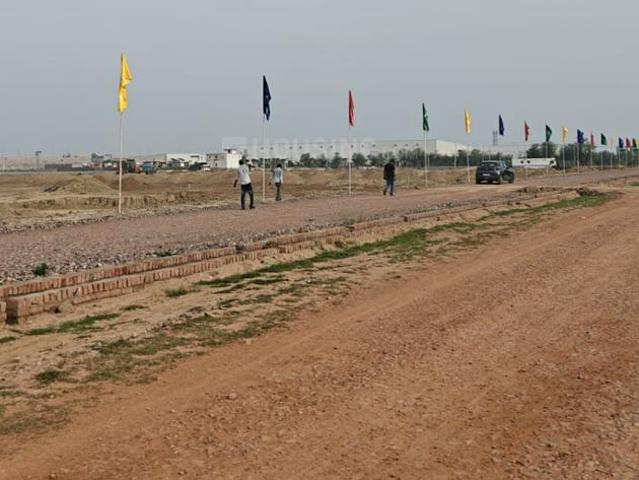 Land for sale in Hariana