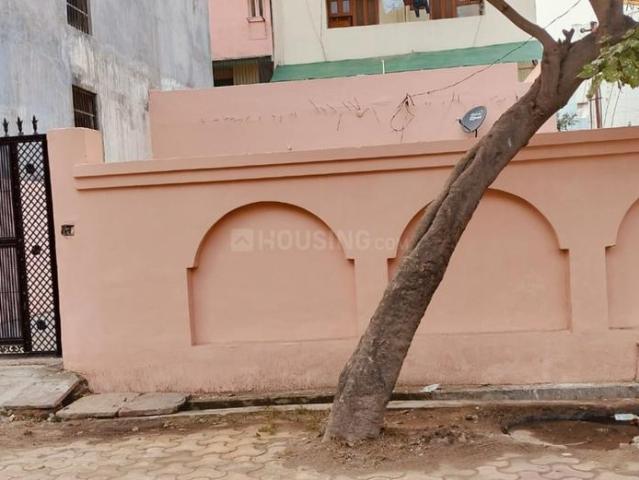 Land for sale in Sector 53, Noida
