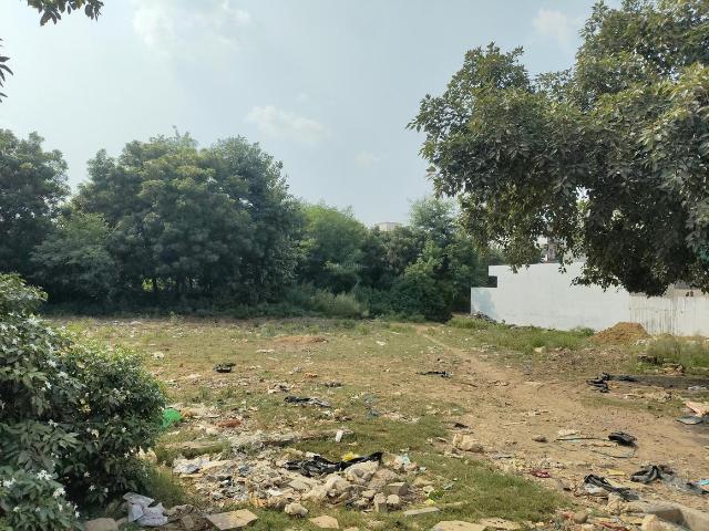 Land for sale in Hariana
