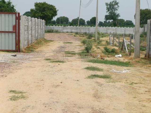 Land for sale in Hariana