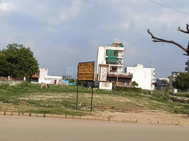 Land for sale in Hariana