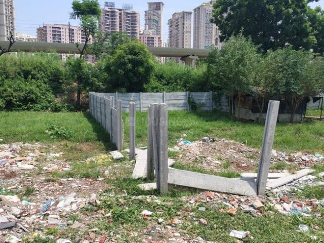 Land for sale in Noida, Gautam Buddha Nagar