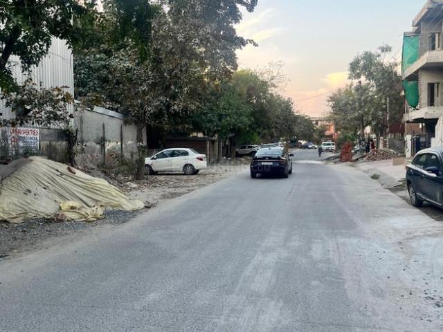 Land for sale in Hariana