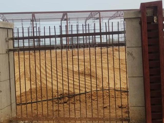 Land for sale in Hariana