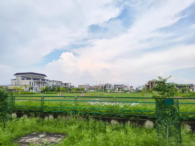 Land for sale in Matran, Punjab