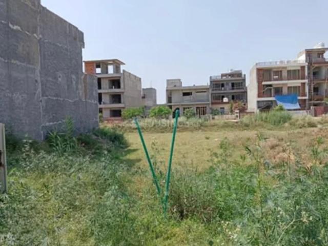 Land for sale in Matran, Punjab