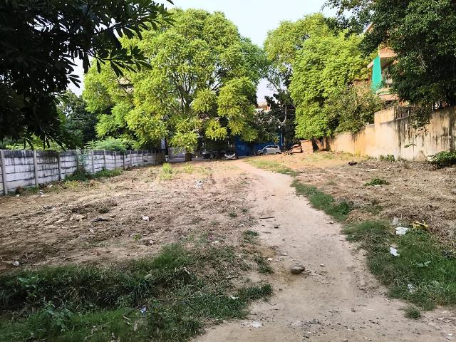 Land for sale in Hariana