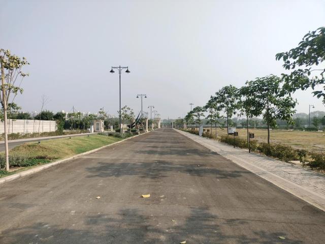 Land for sale in Hariana