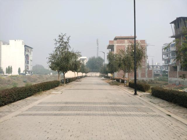 Land for sale in Hariana