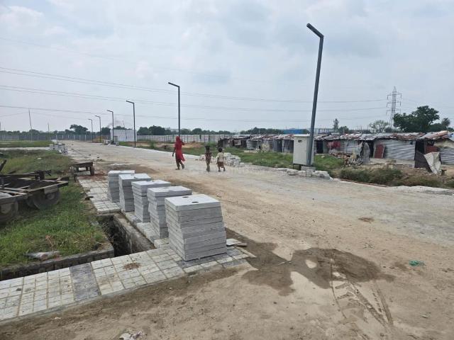Land for sale in Hariana