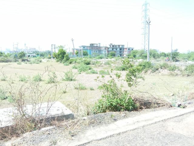 Land for sale in Hariana