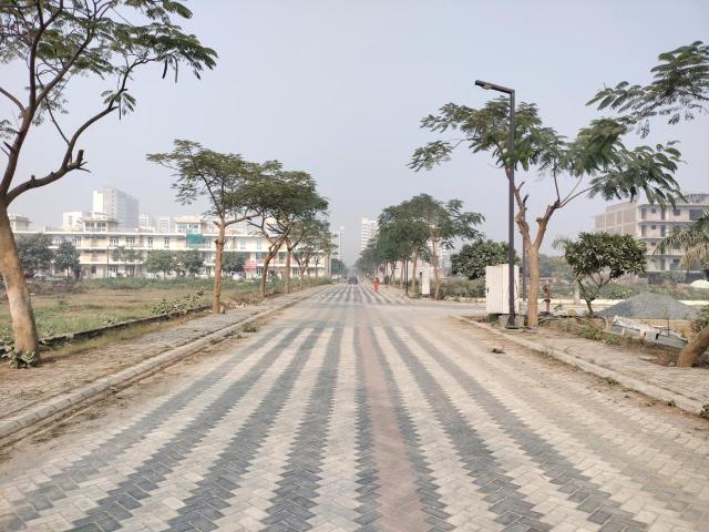 Land for sale in Hariana