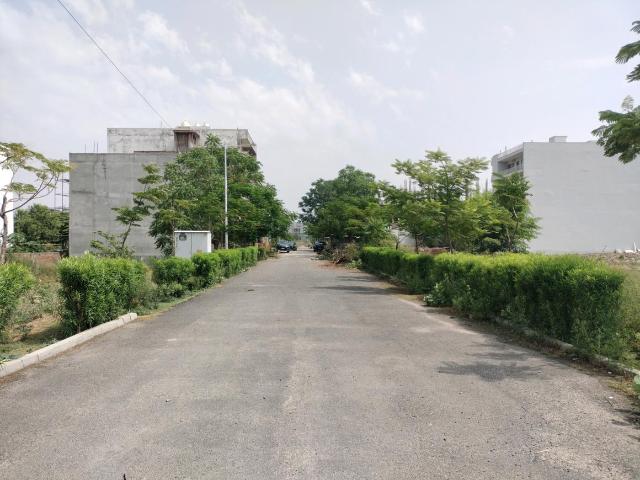 Land for sale in Hariana