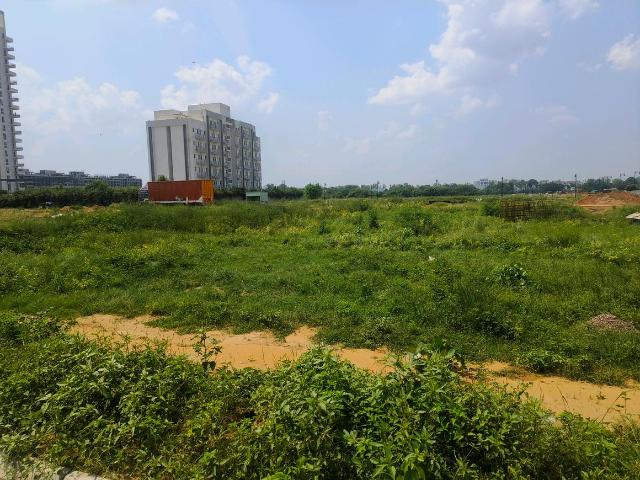 Land for sale in Hariana