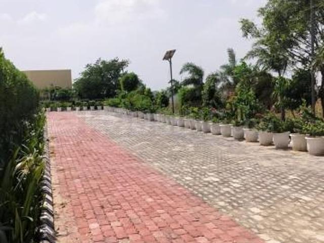 Land for sale in Hariana