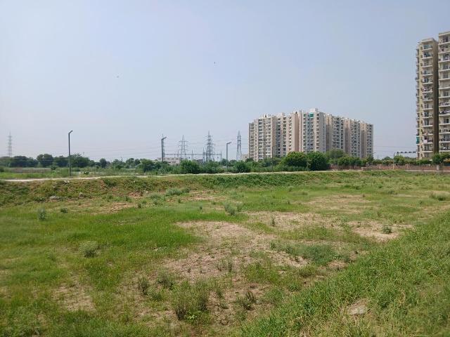 Land for sale in Hariana