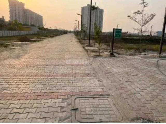 Land for sale in Hariana