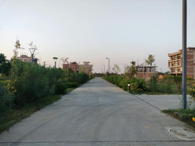 Land for sale in Hariana